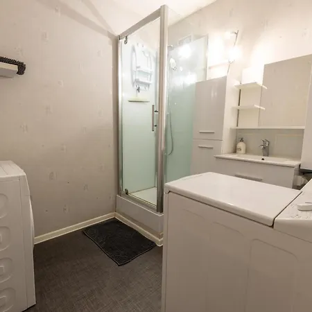 Proche Gare Avec Parking *